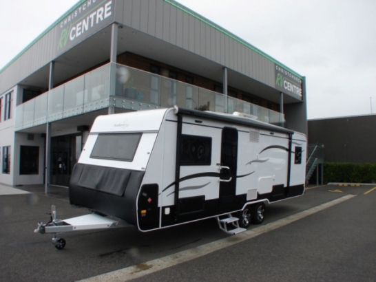 NEW - Southern Star - Titan - 744 SE - Walk Around Bed